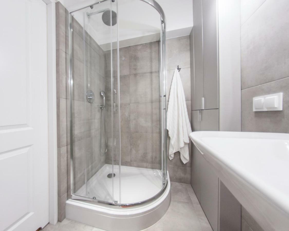 Family Luxury Comfort Old Town Apartament, 1-8, 2 Sypialnie I Salon, Parking W Cenie Γκντανσκ Εξωτερικό φωτογραφία